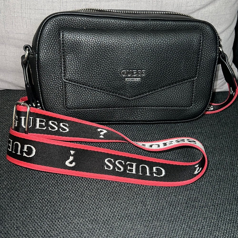 Guess crossbody bag black  white red LIKE NEW